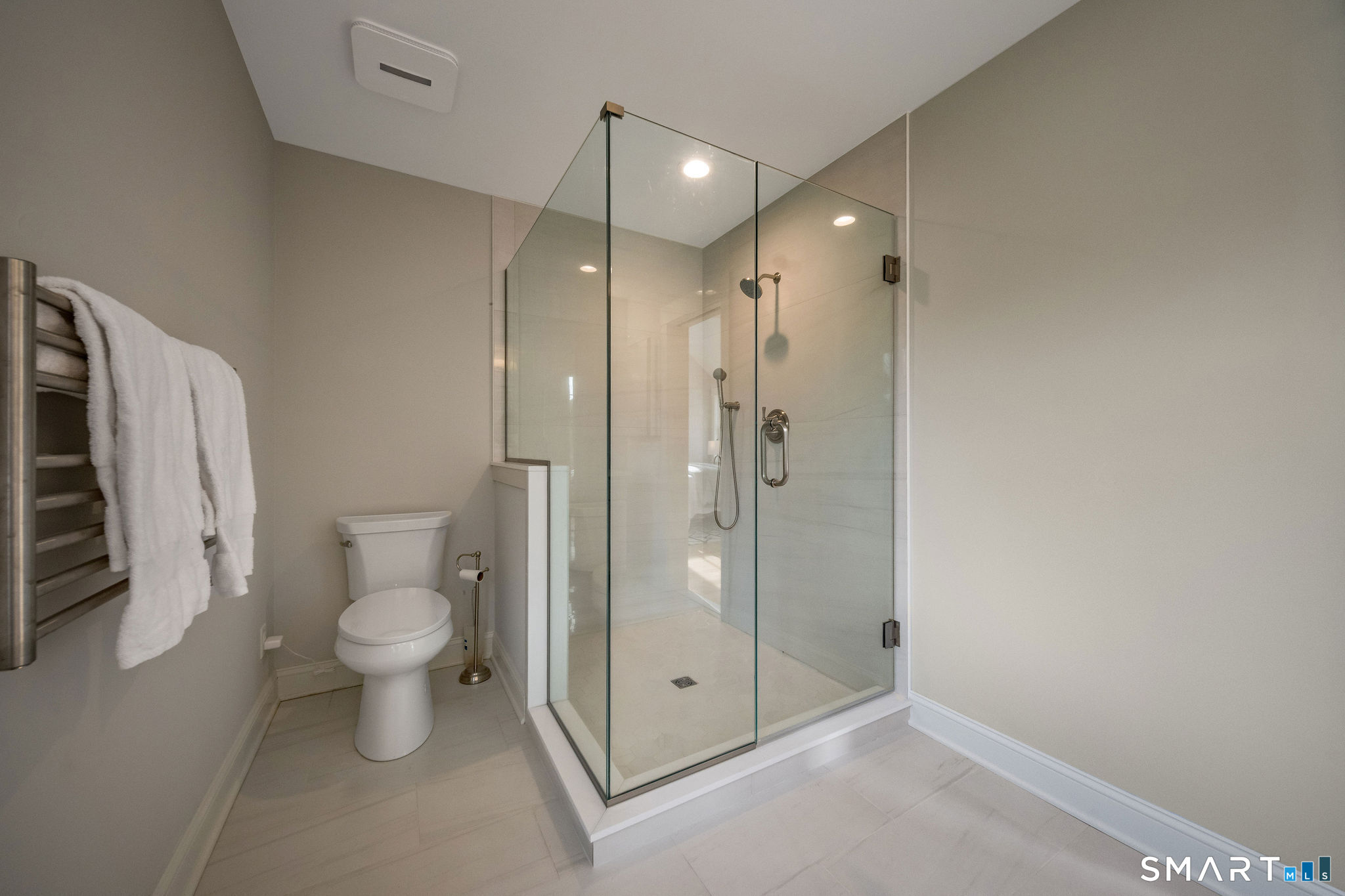 908 Boston Post Road 908