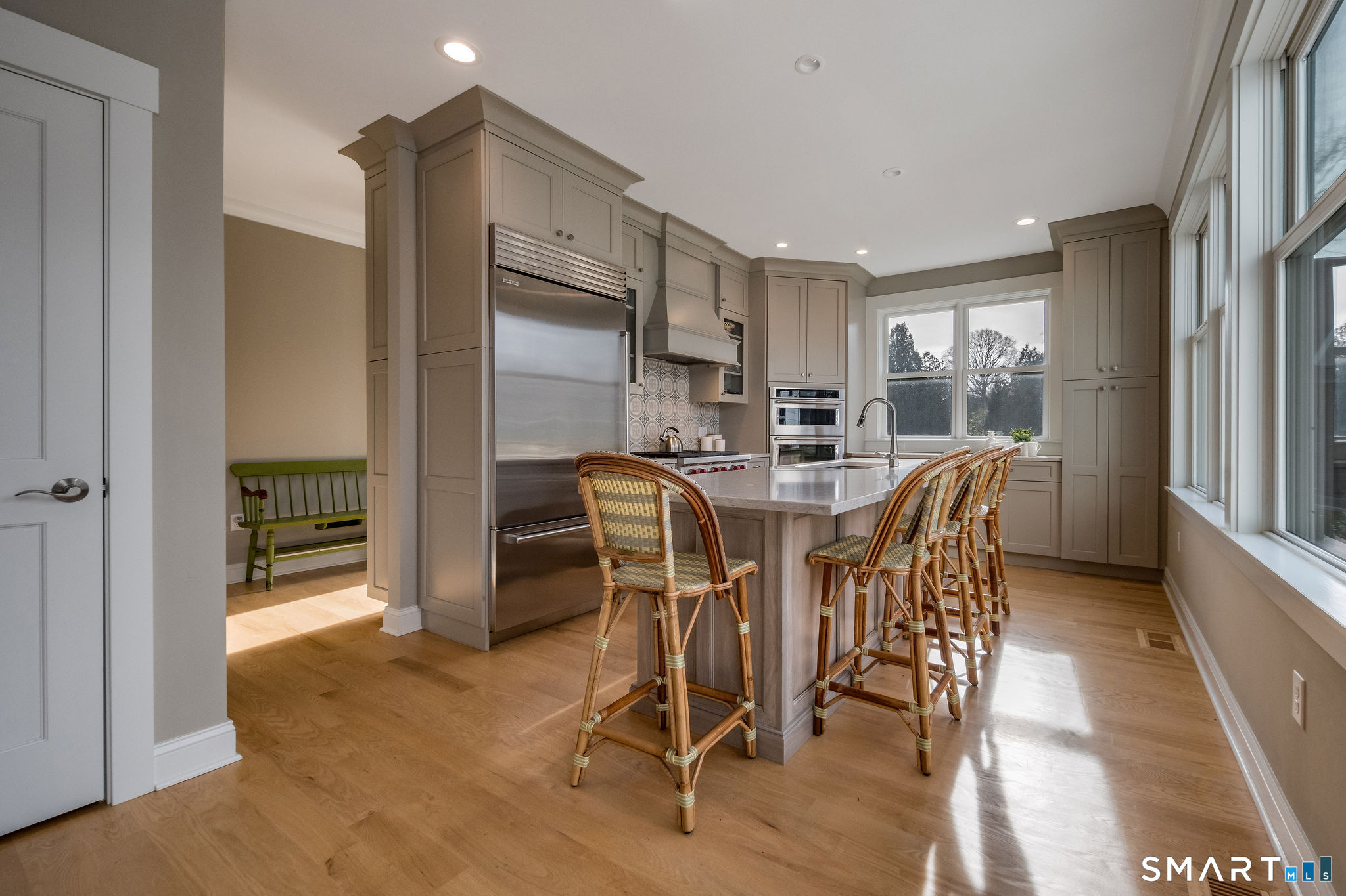 908 Boston Post Road 908