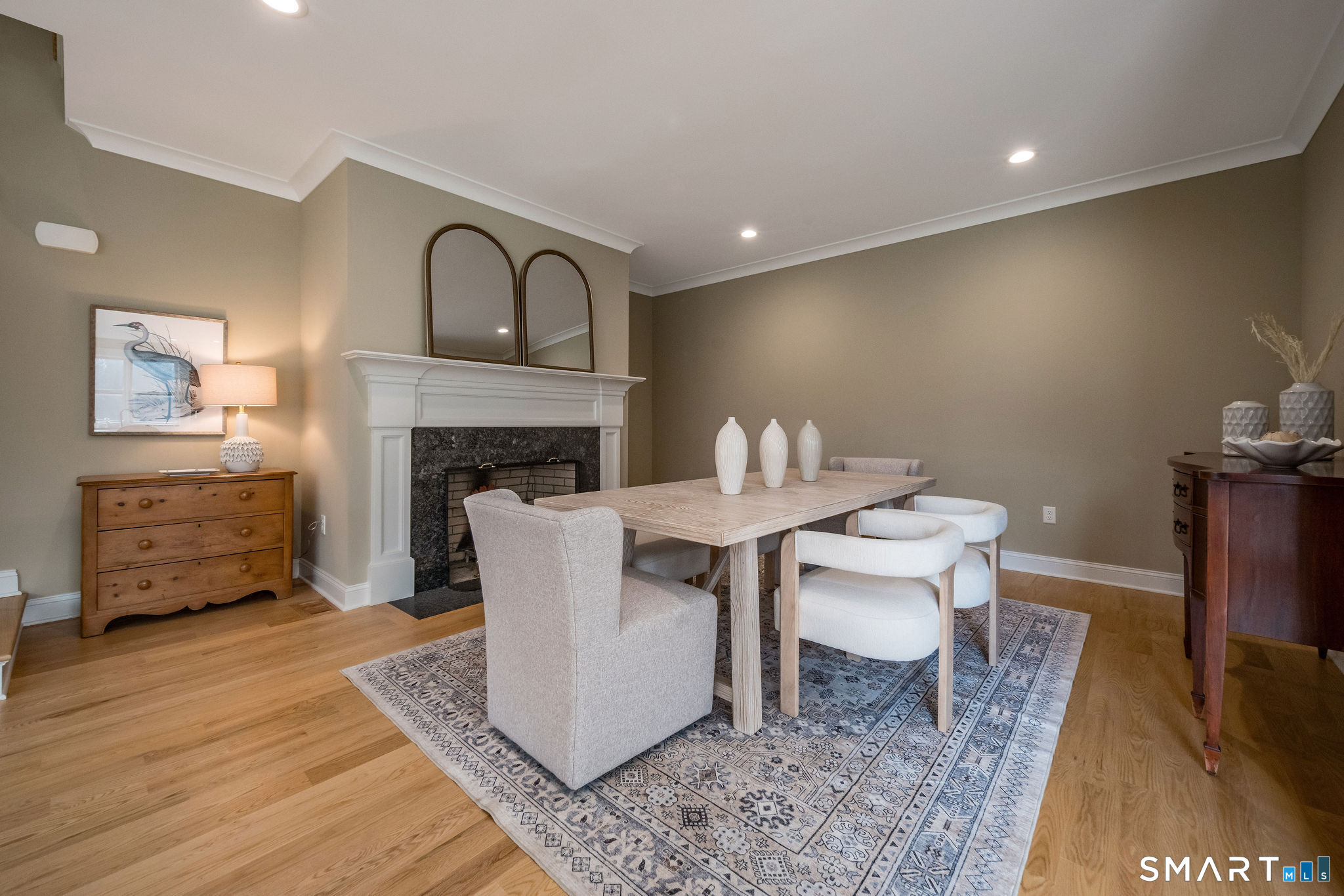 908 Boston Post Road 908