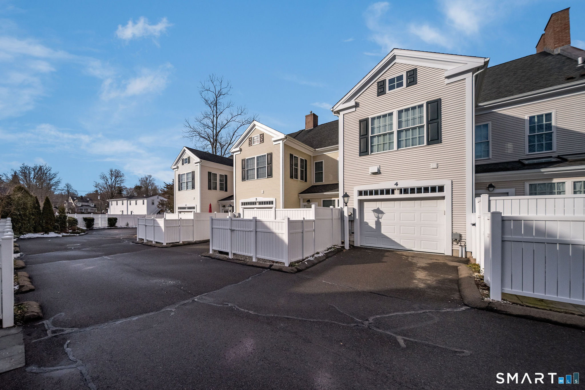 5 Evarts Lane 5