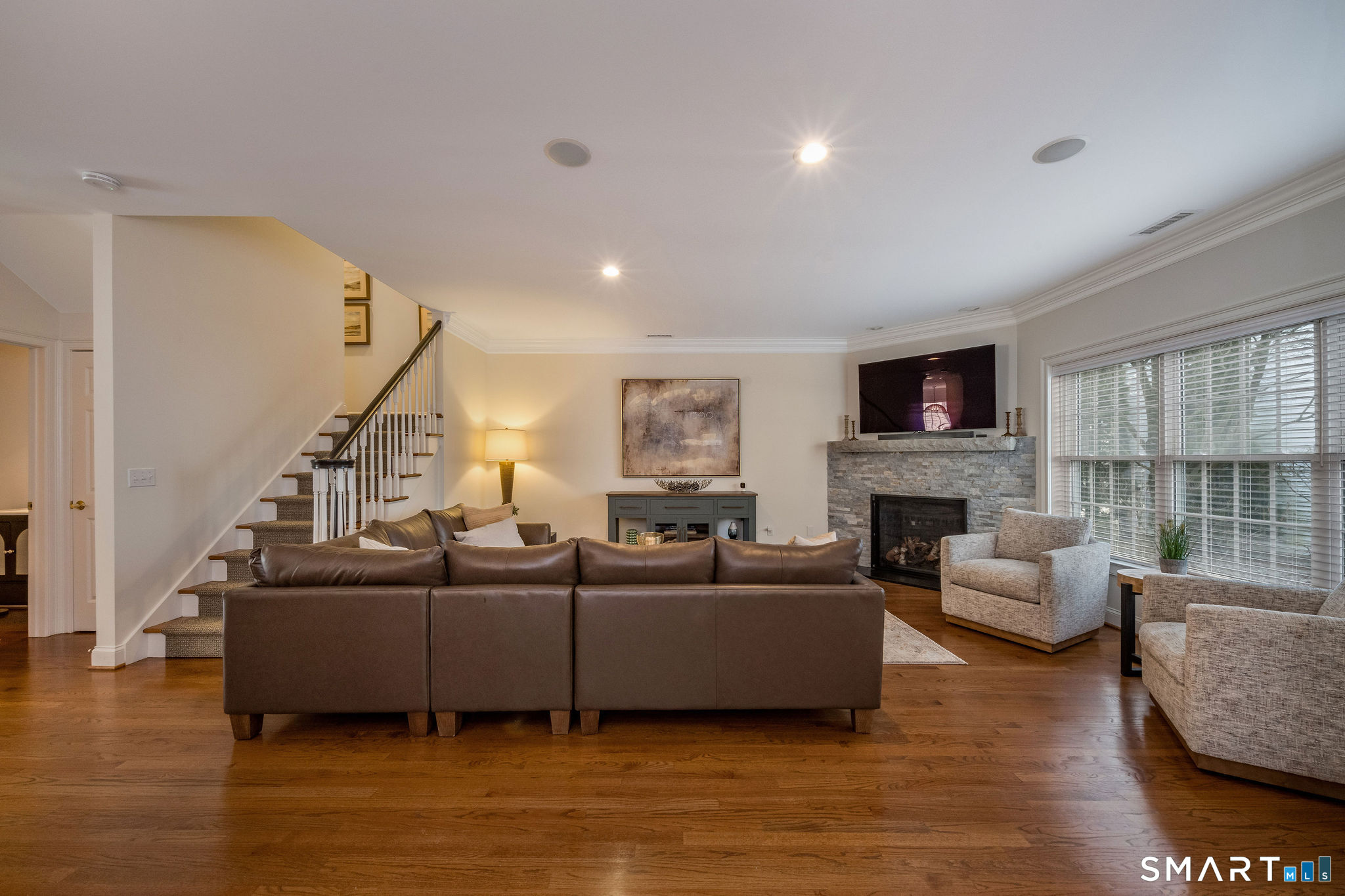 5 Evarts Lane 5