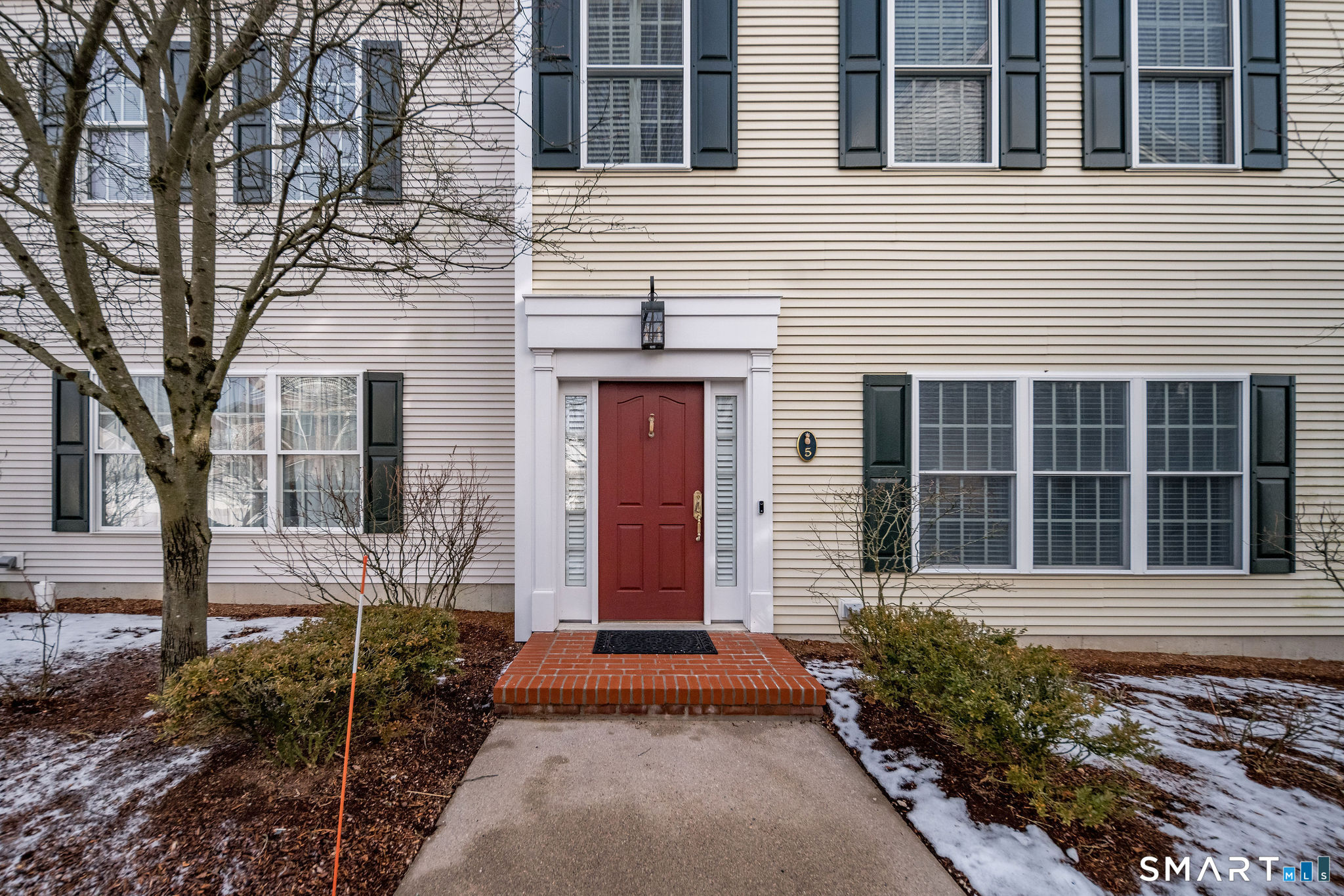5 Evarts Lane 5