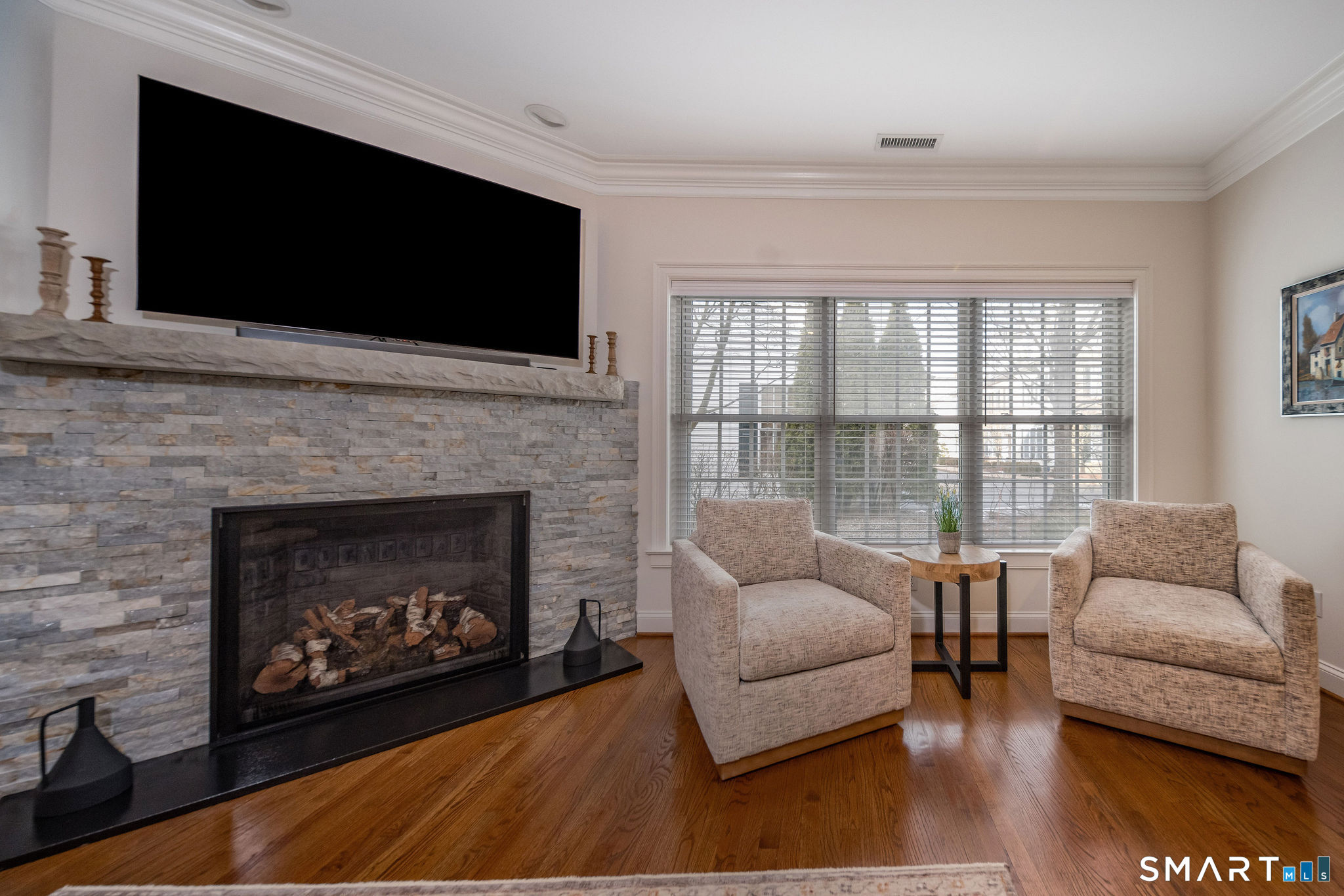 5 Evarts Lane 5