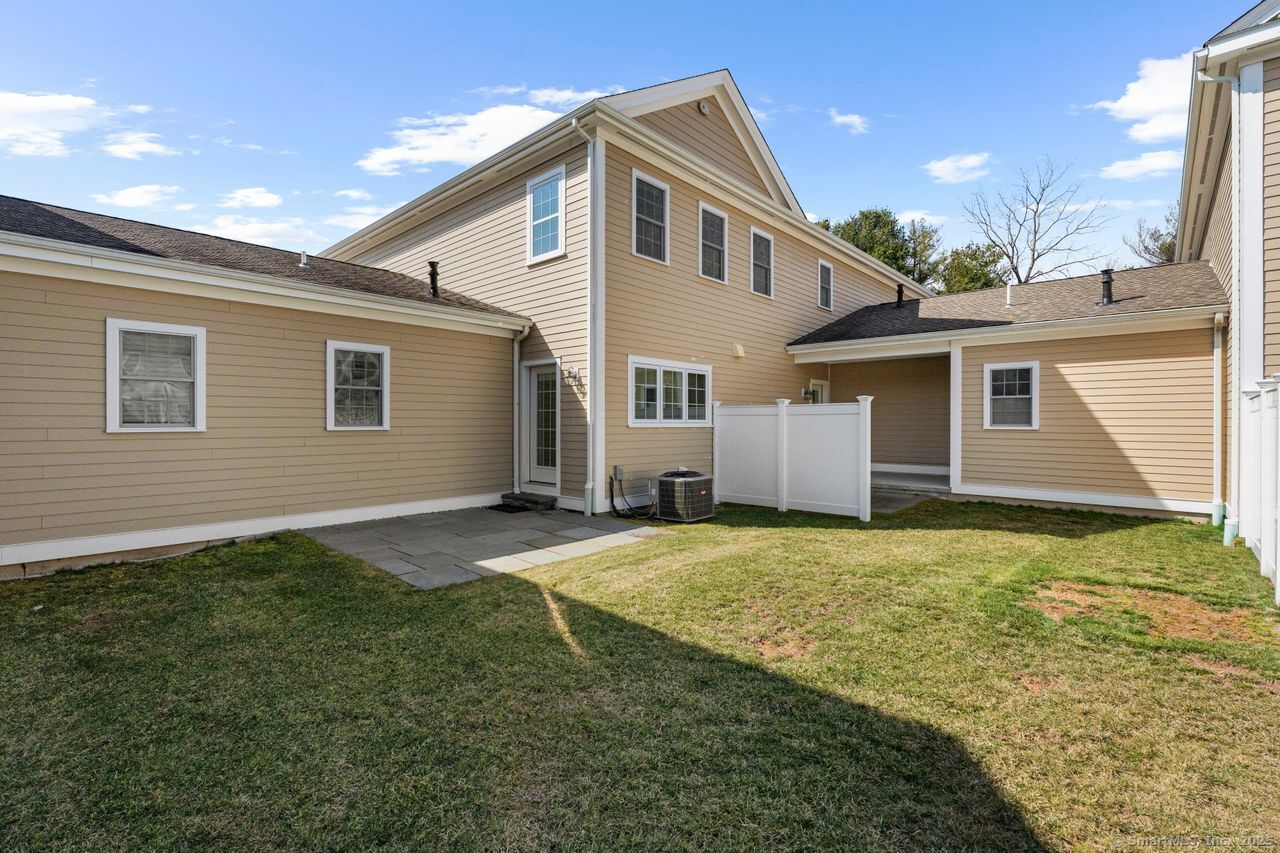 67 Boston Post Road 8