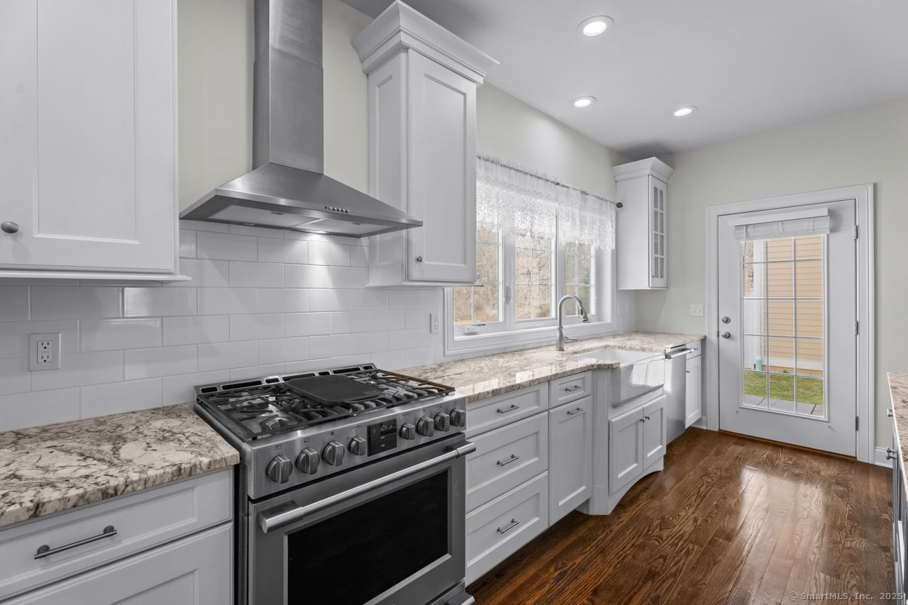 67 Boston Post Road 8