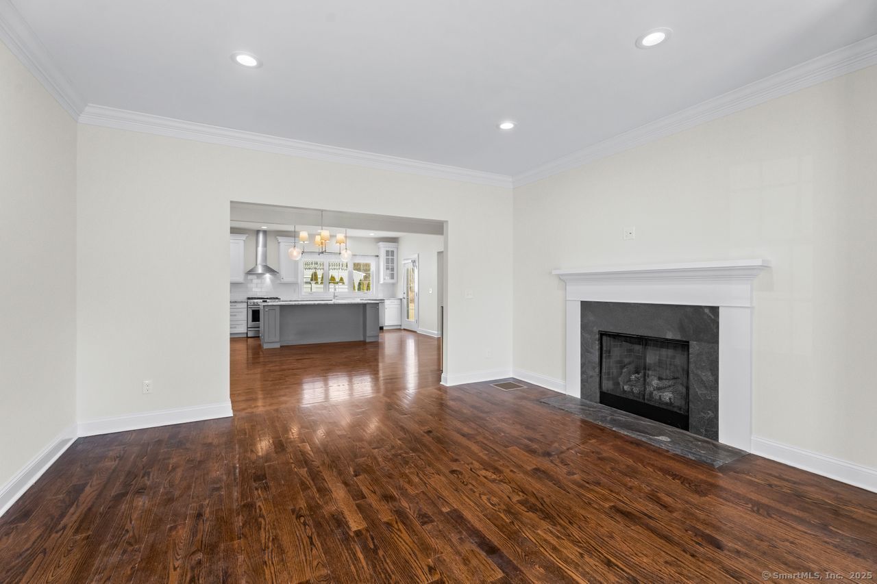 67 Boston Post Road 8