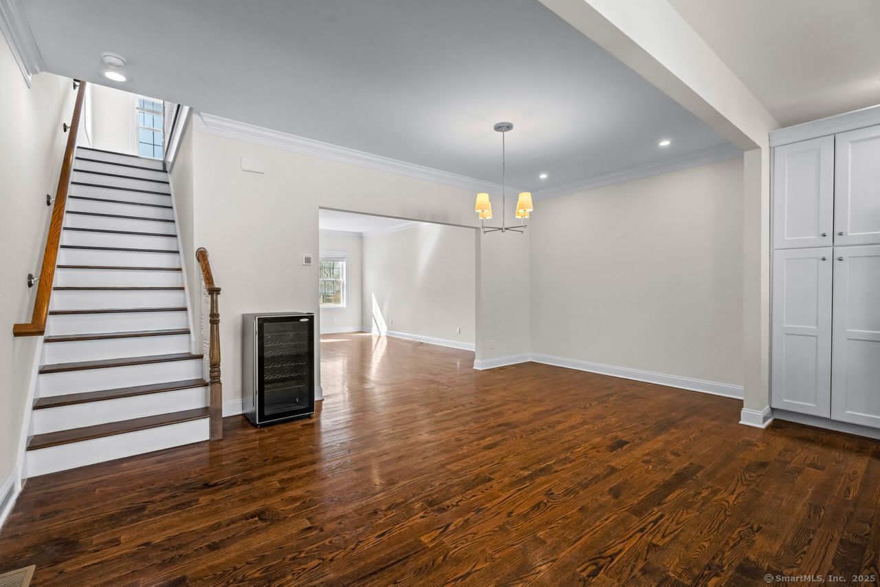 67 Boston Post Road 8