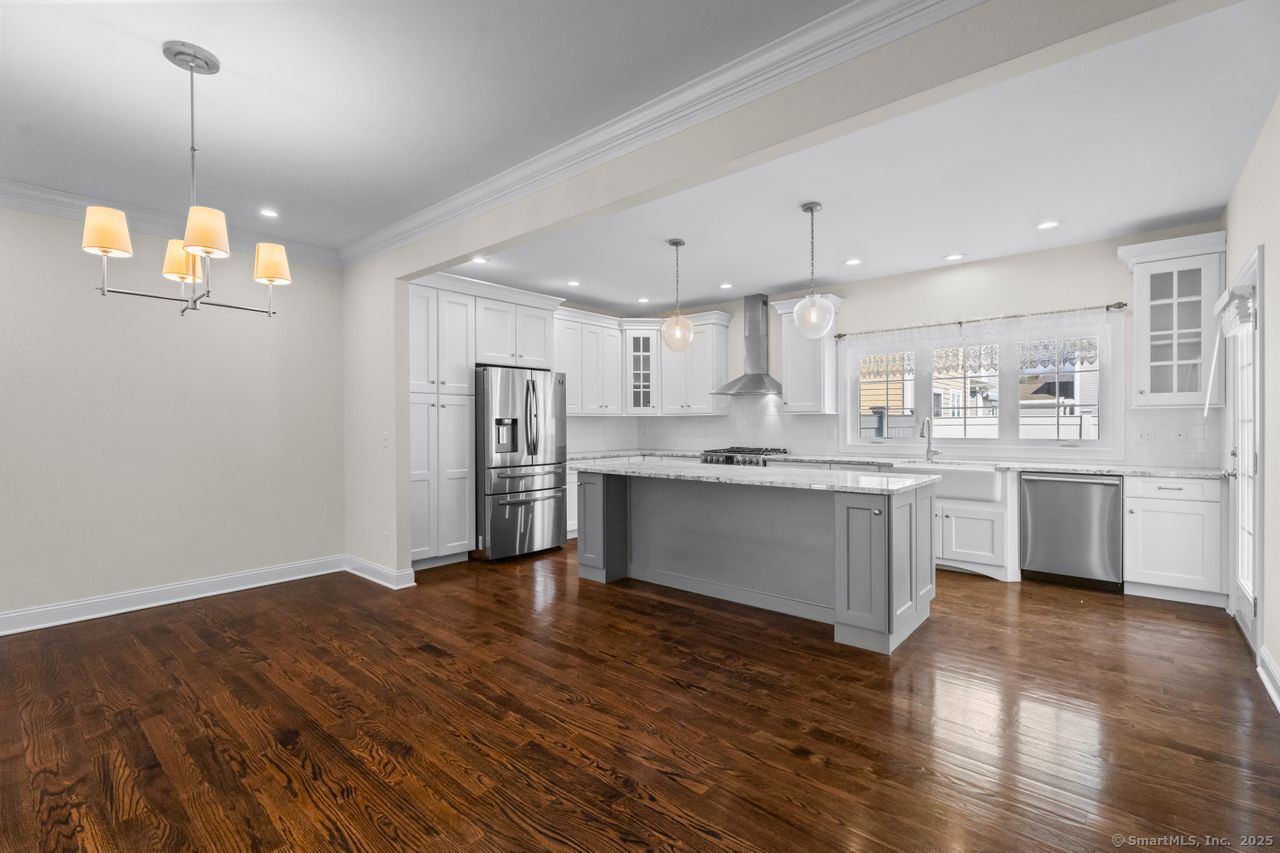 67 Boston Post Road 8