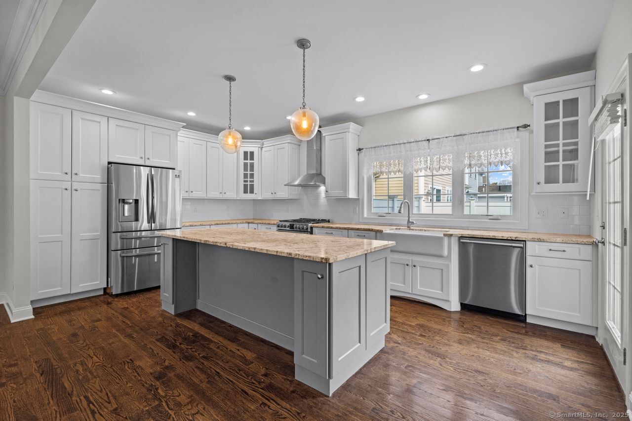 67 Boston Post Road 8