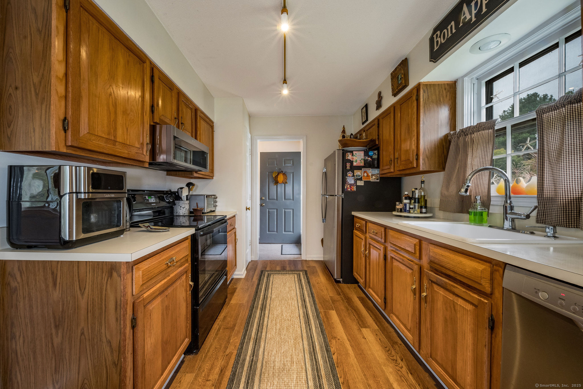 85 Legend Hill Road 85