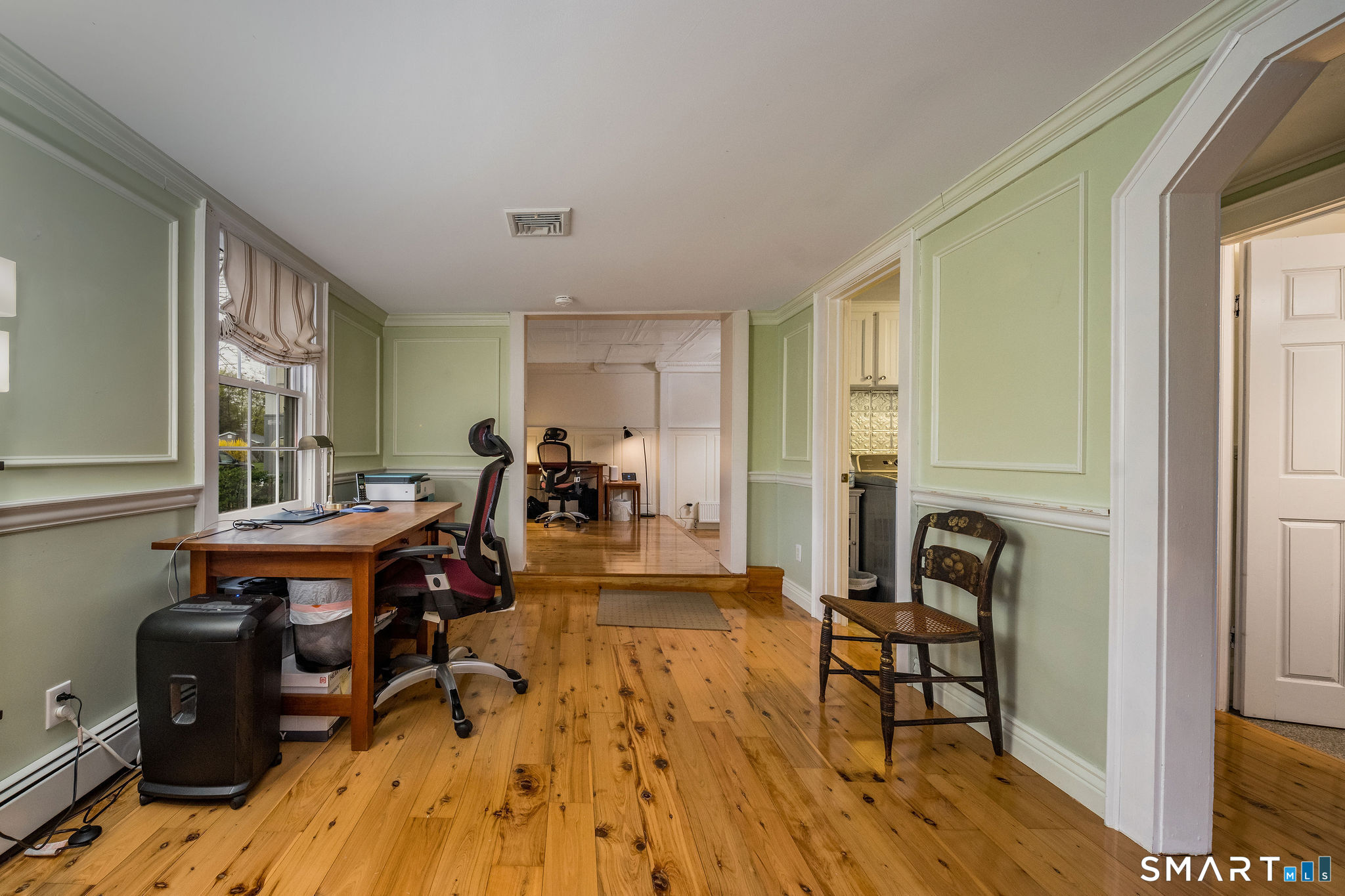 6 Cedar Island Avenue