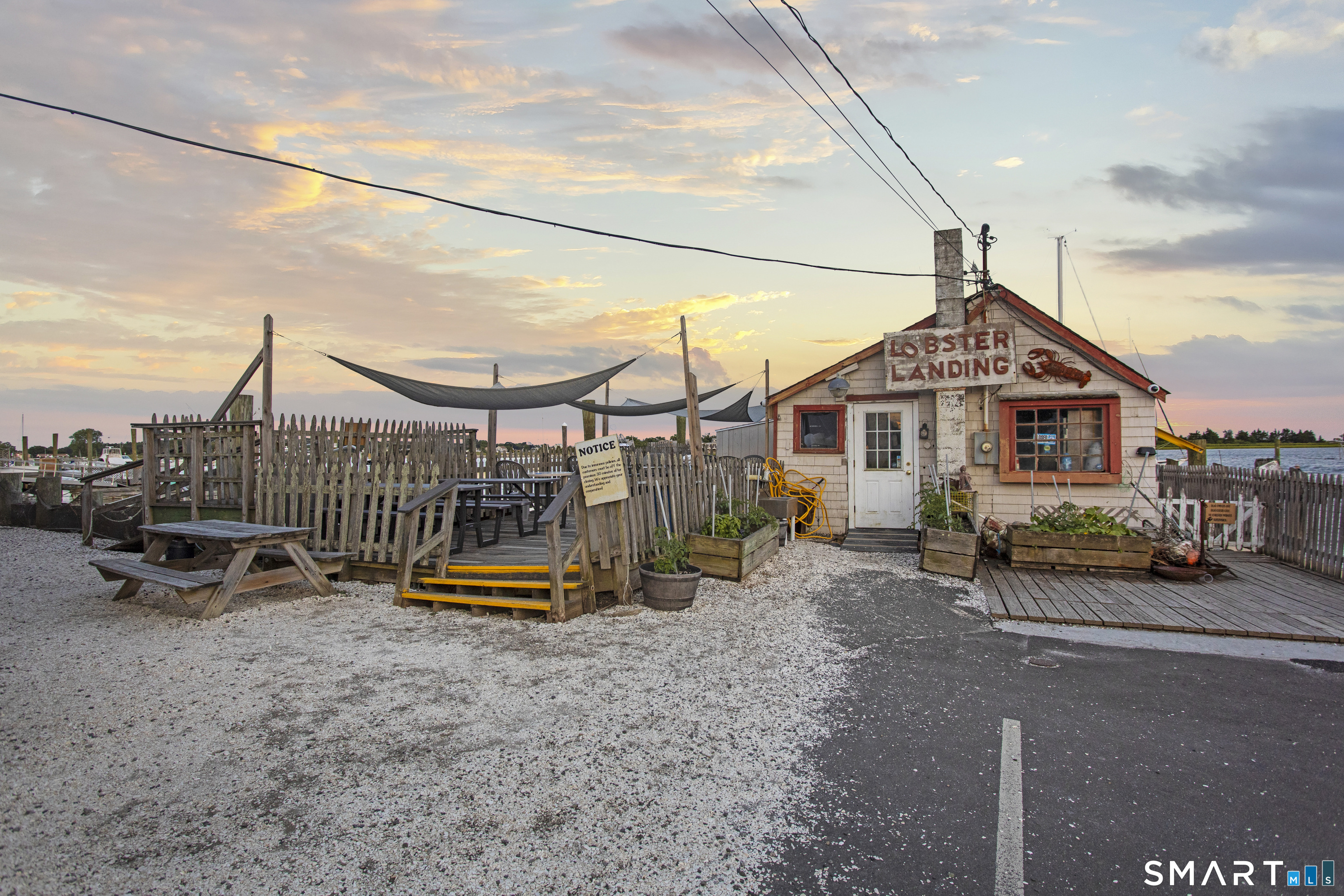 6 Cedar Island Avenue