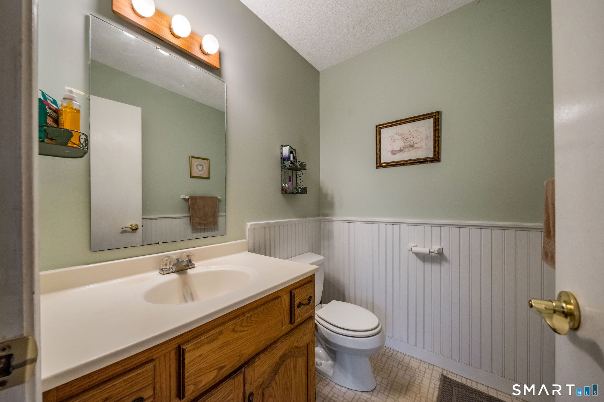 526 Horse Pond Road