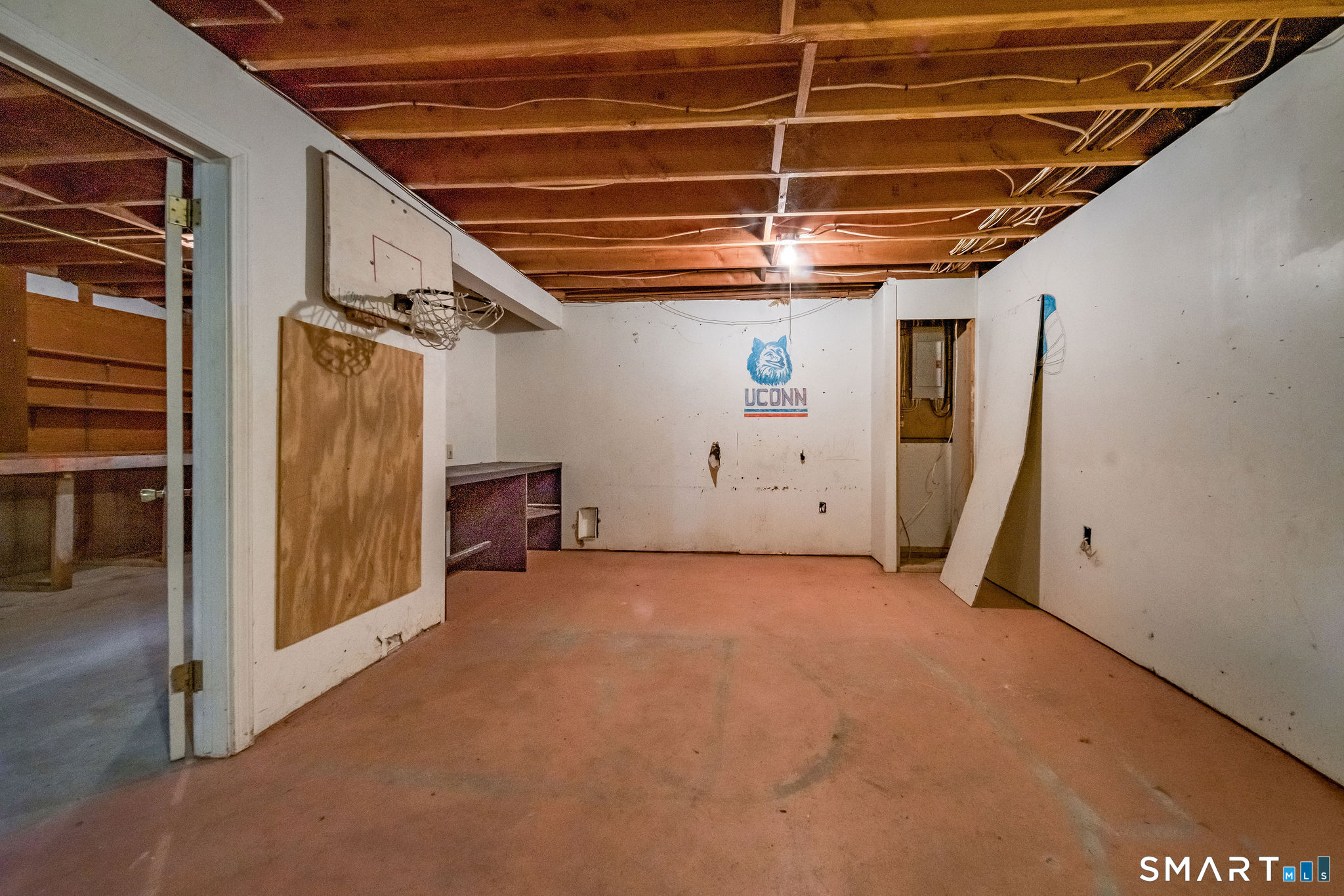 526 Horse Pond Road