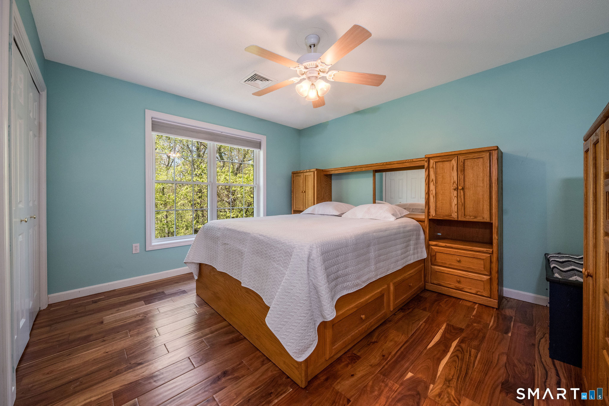 11 White Oak Lane