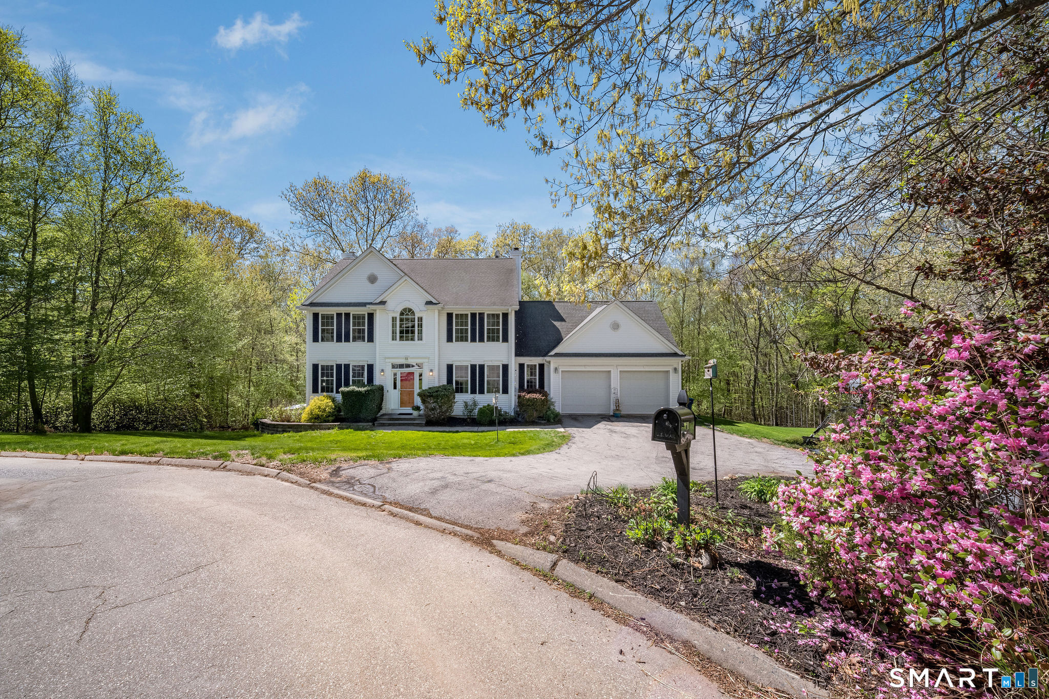 11 White Oak Lane