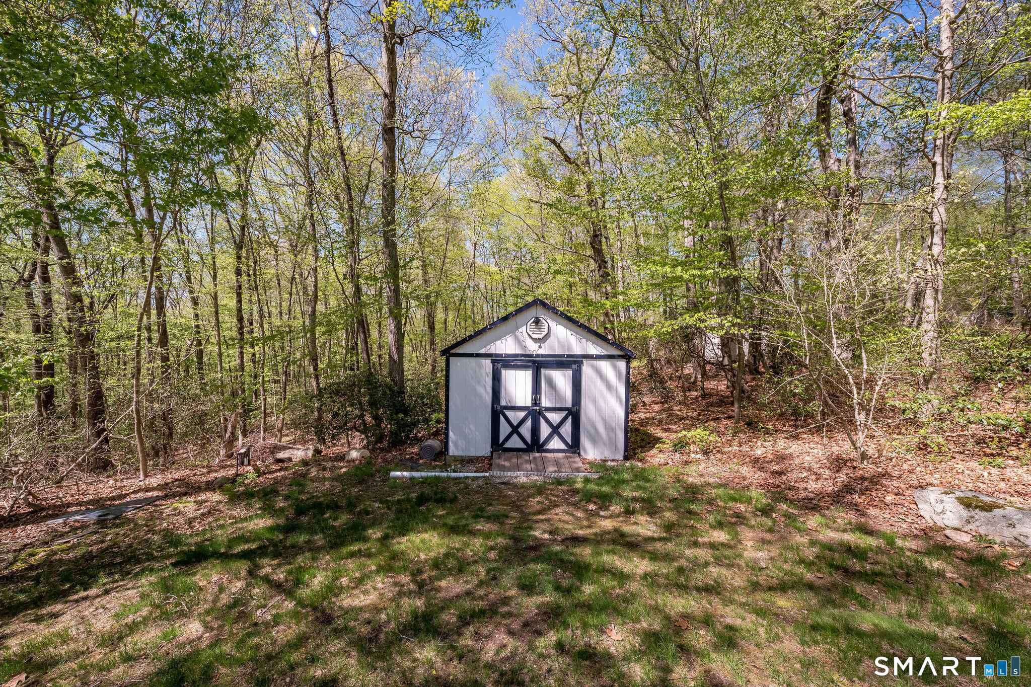 11 White Oak Lane