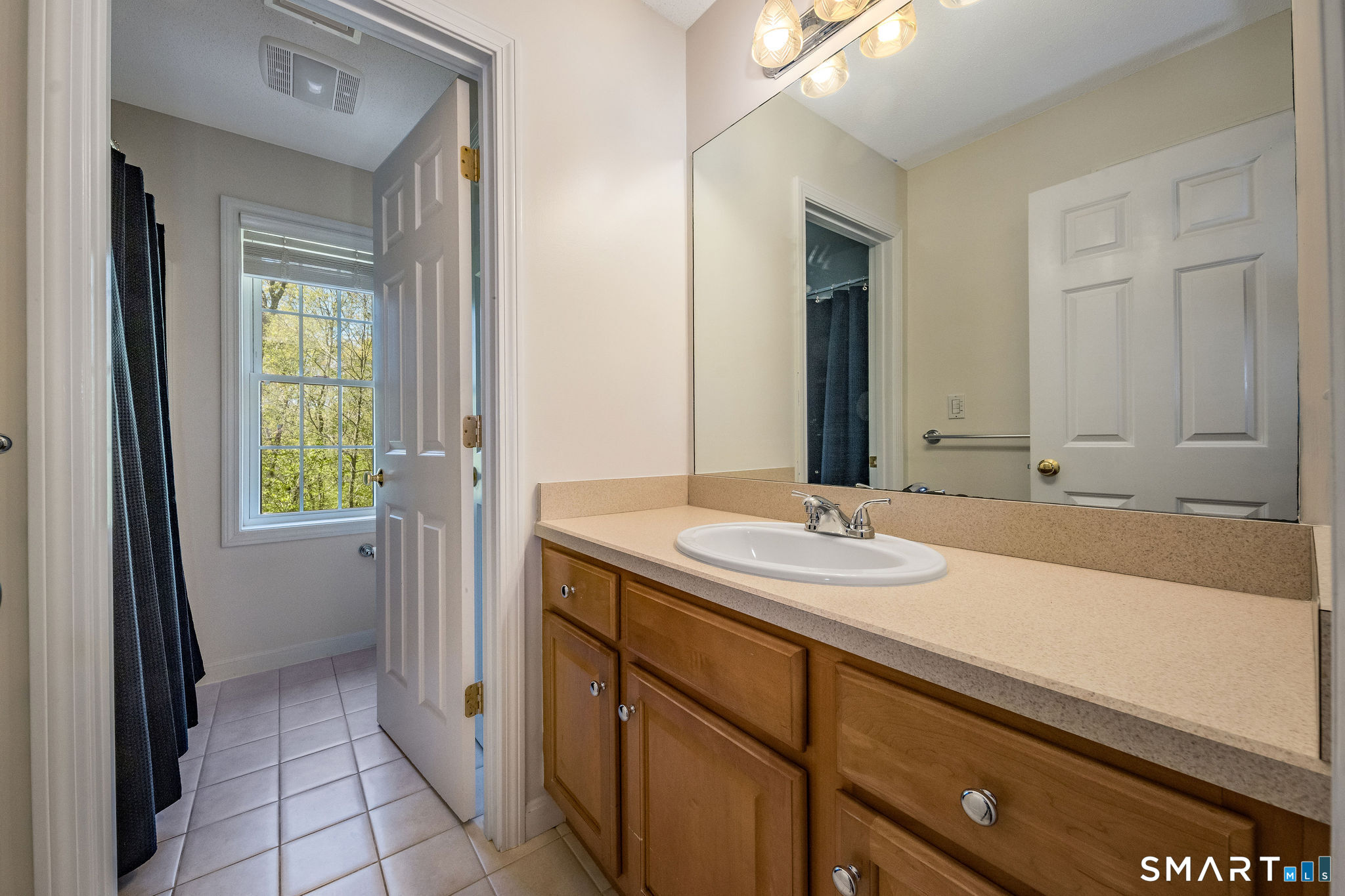 11 White Oak Lane