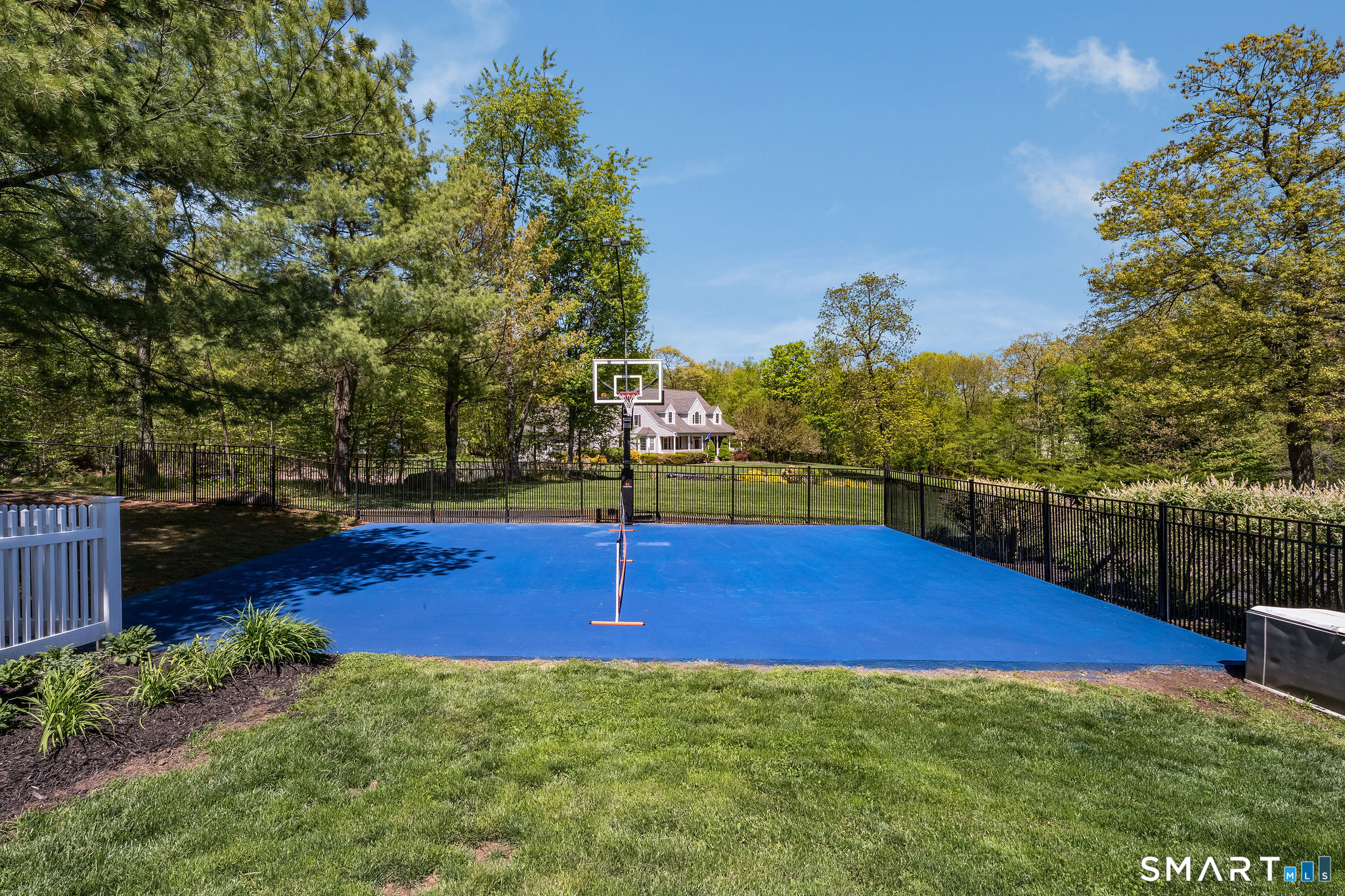 170 Devonshire Lane