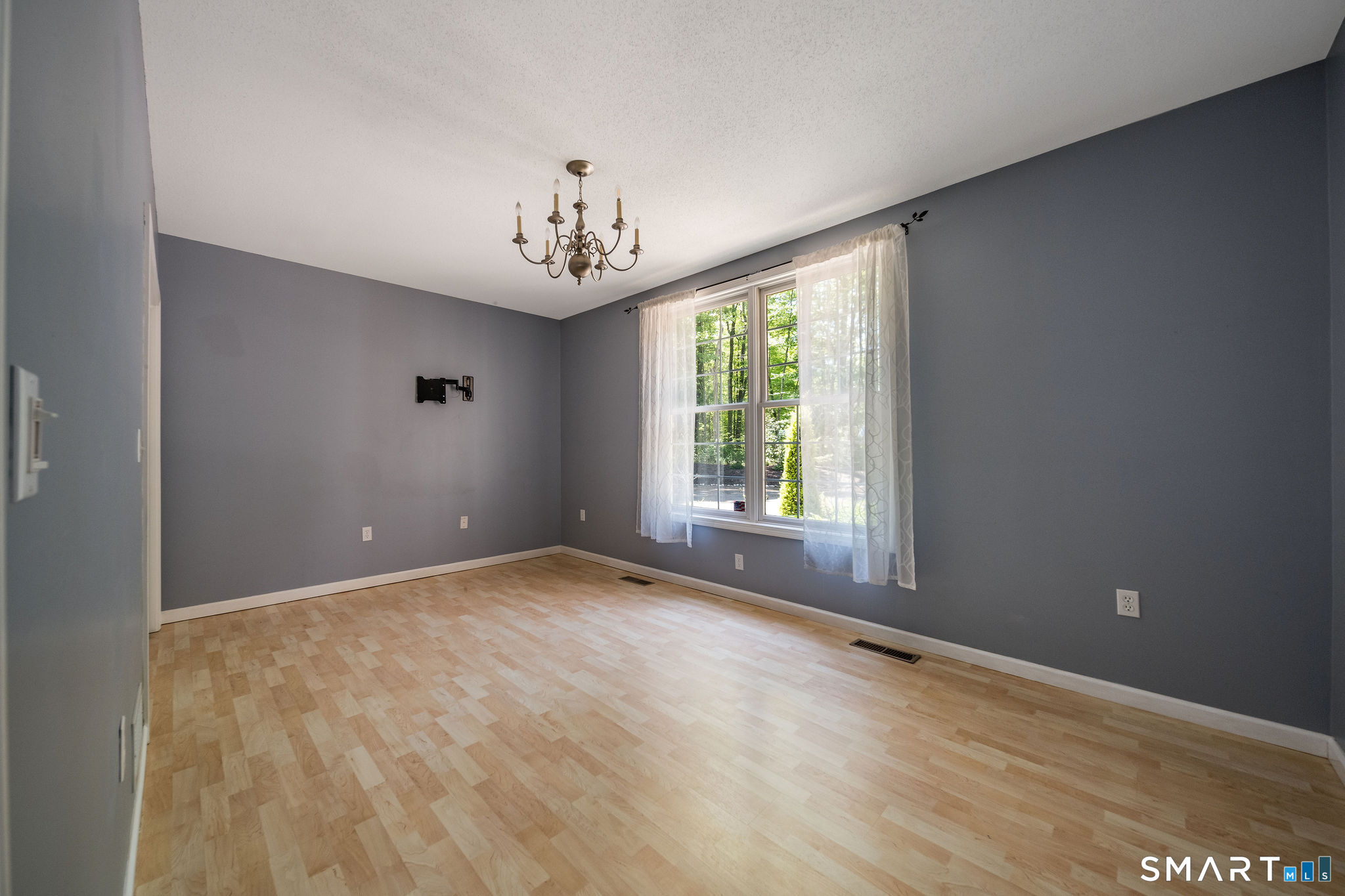 118 Genesee Lane