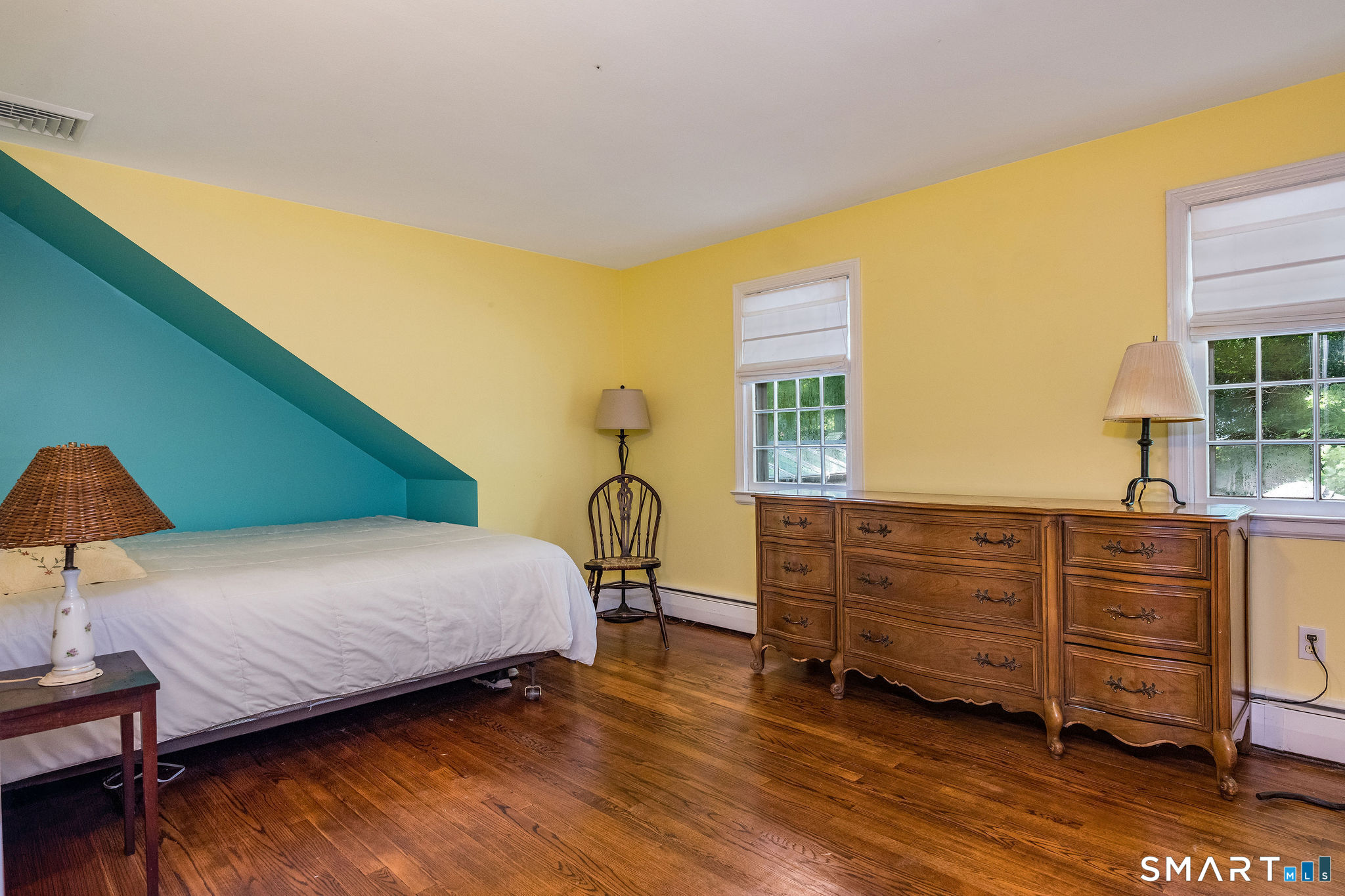 25 Knob Hill Road