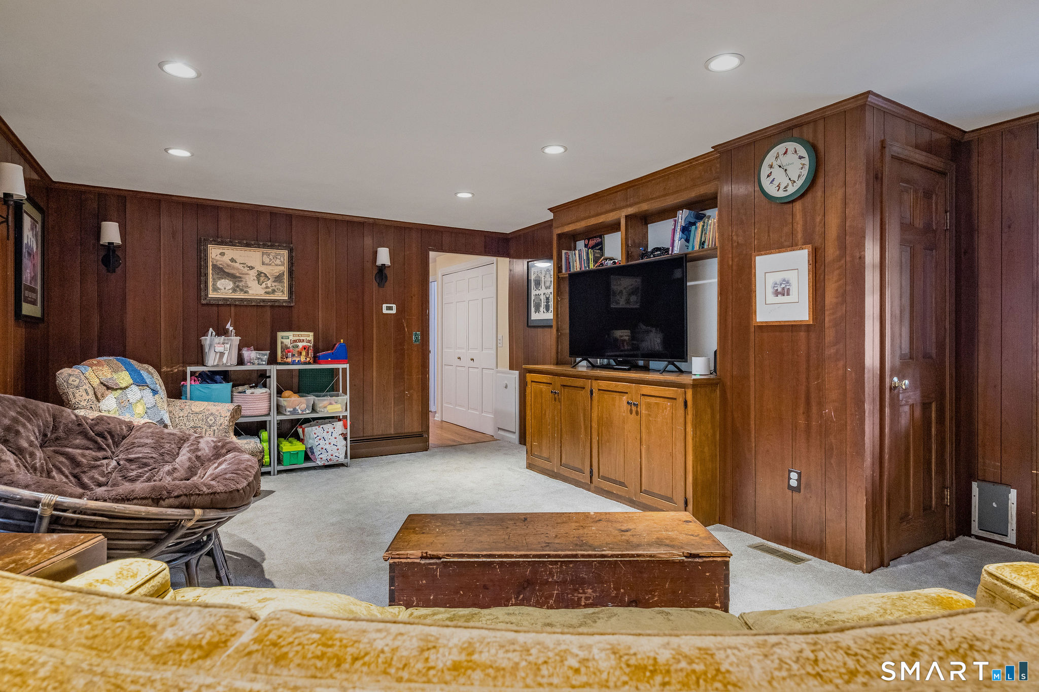 25 Knob Hill Road