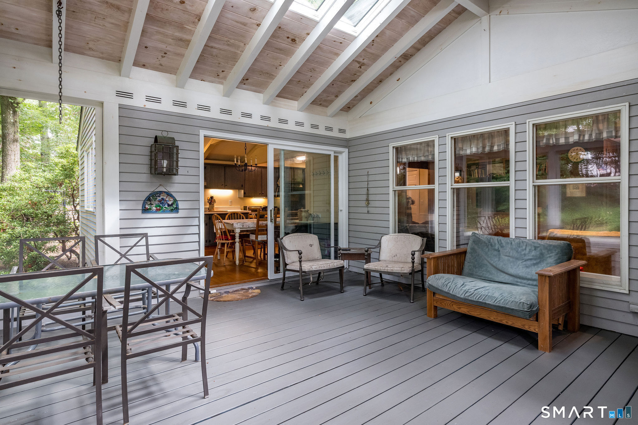 25 Knob Hill Road