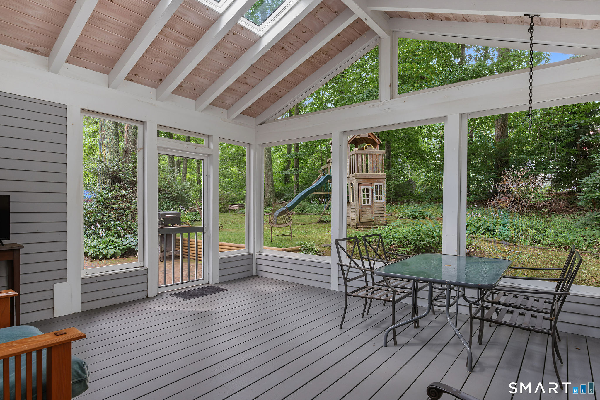 25 Knob Hill Road