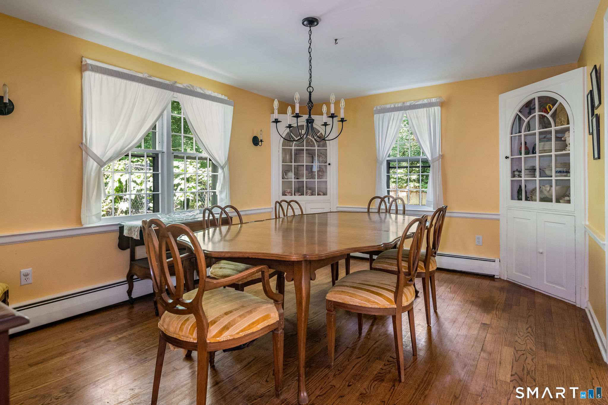 25 Knob Hill Road