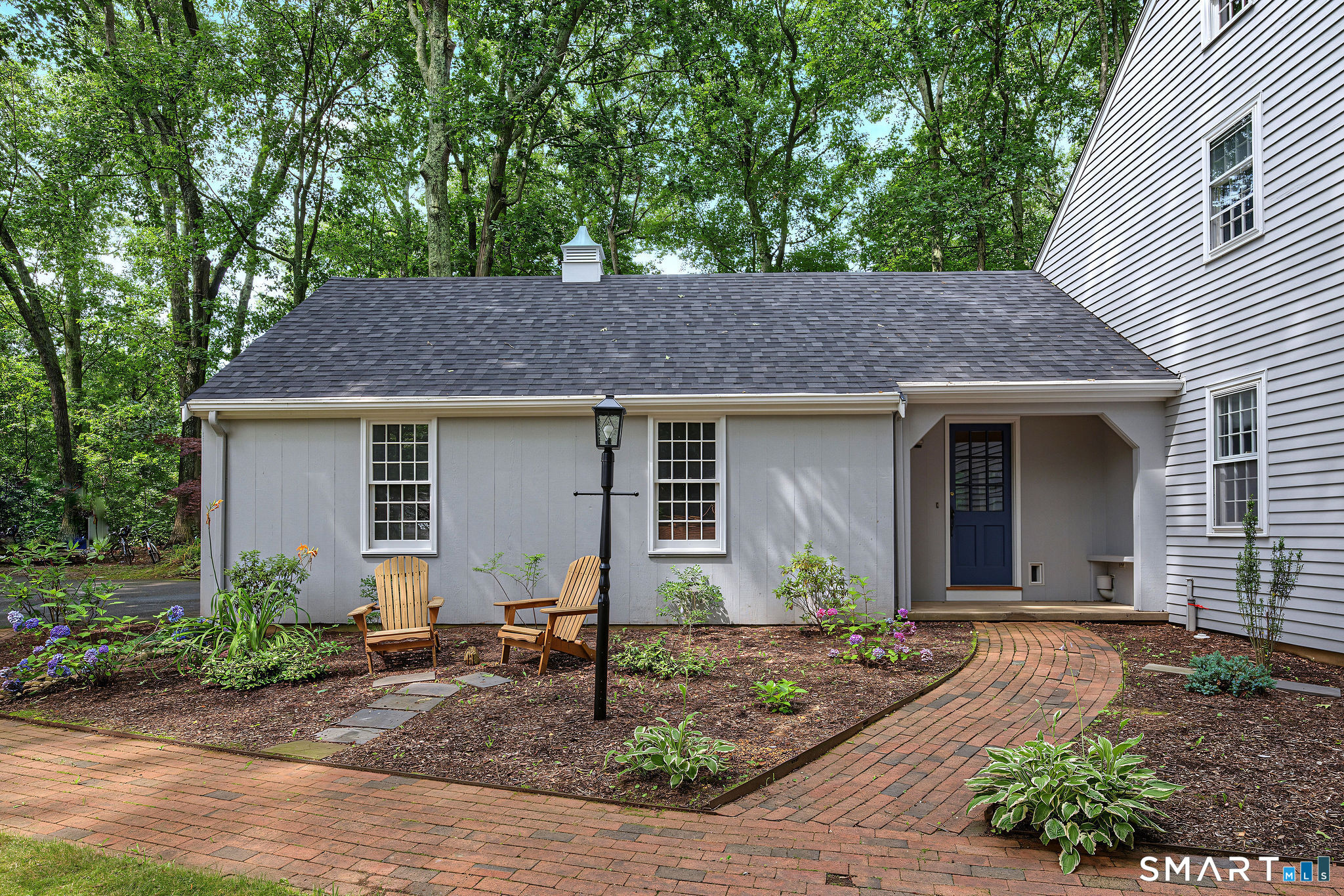 25 Knob Hill Road