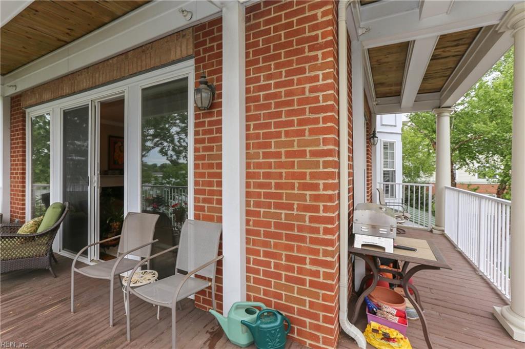 955 Bolling Avenue, Unit 207