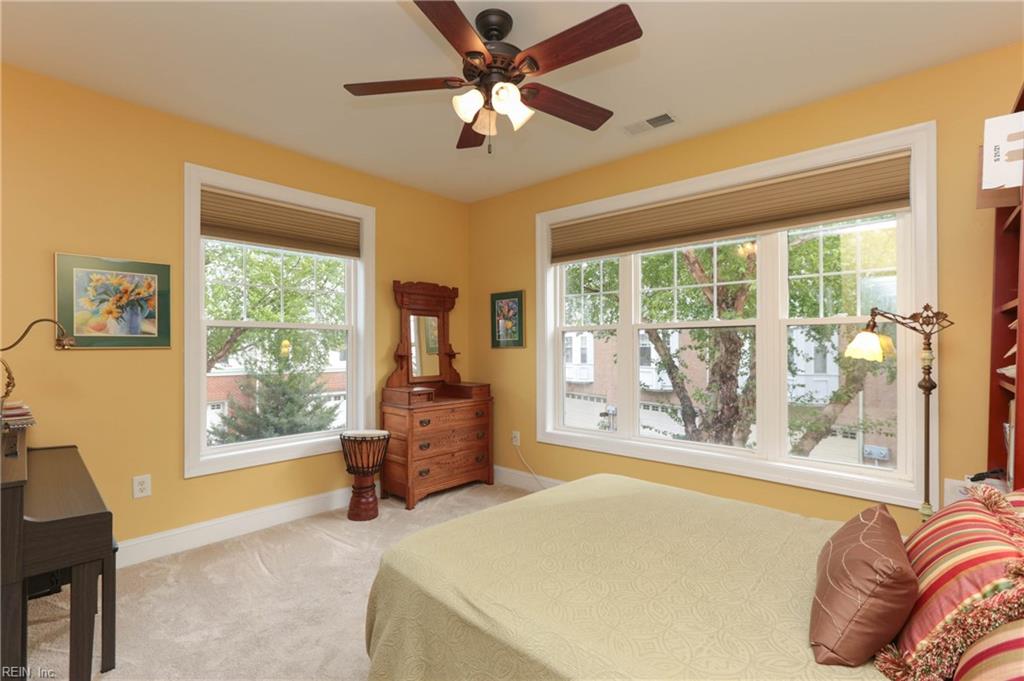 955 Bolling Avenue, Unit 207