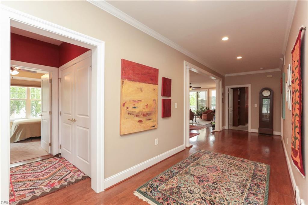 955 Bolling Avenue, Unit 207