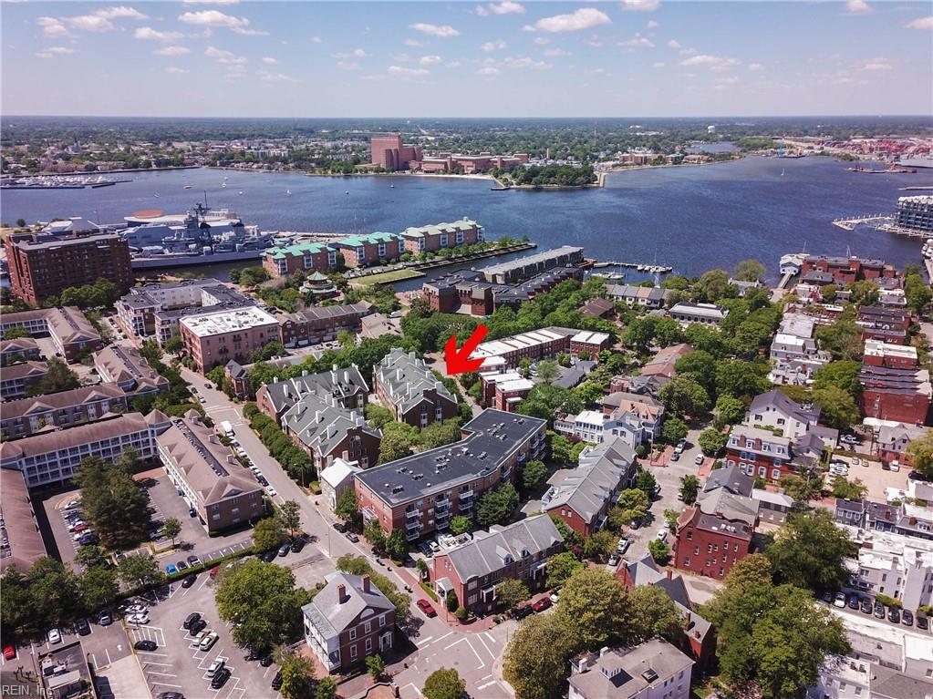 300 Yarmouth Street, Unit 323