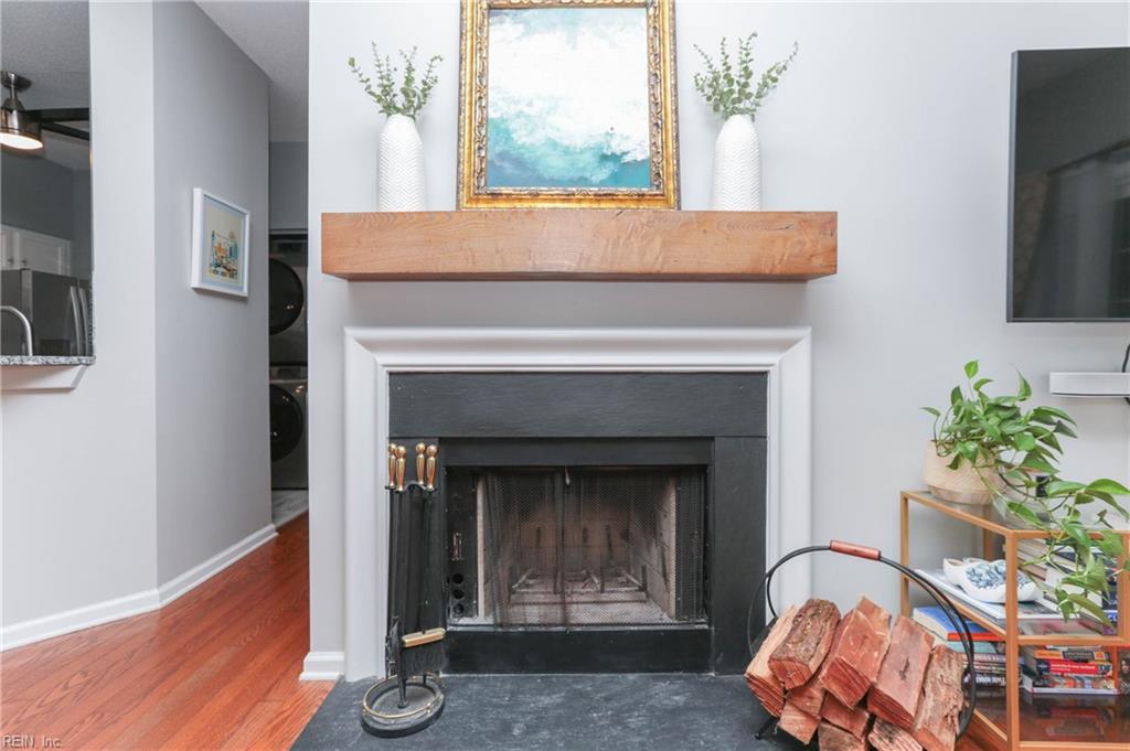 300 Yarmouth Street, Unit 323