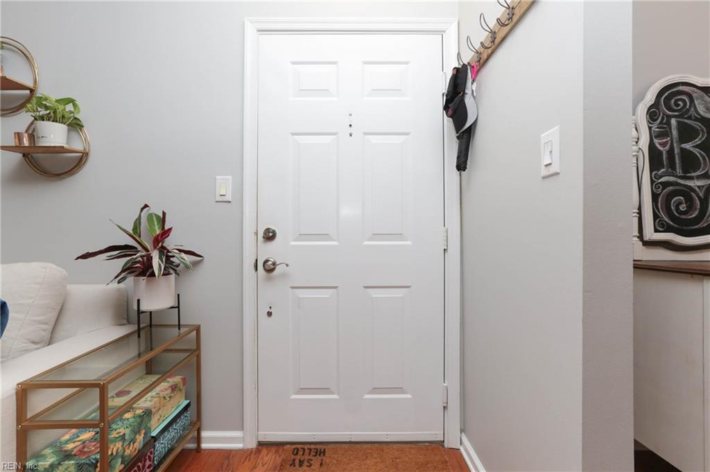 300 Yarmouth Street, Unit 323