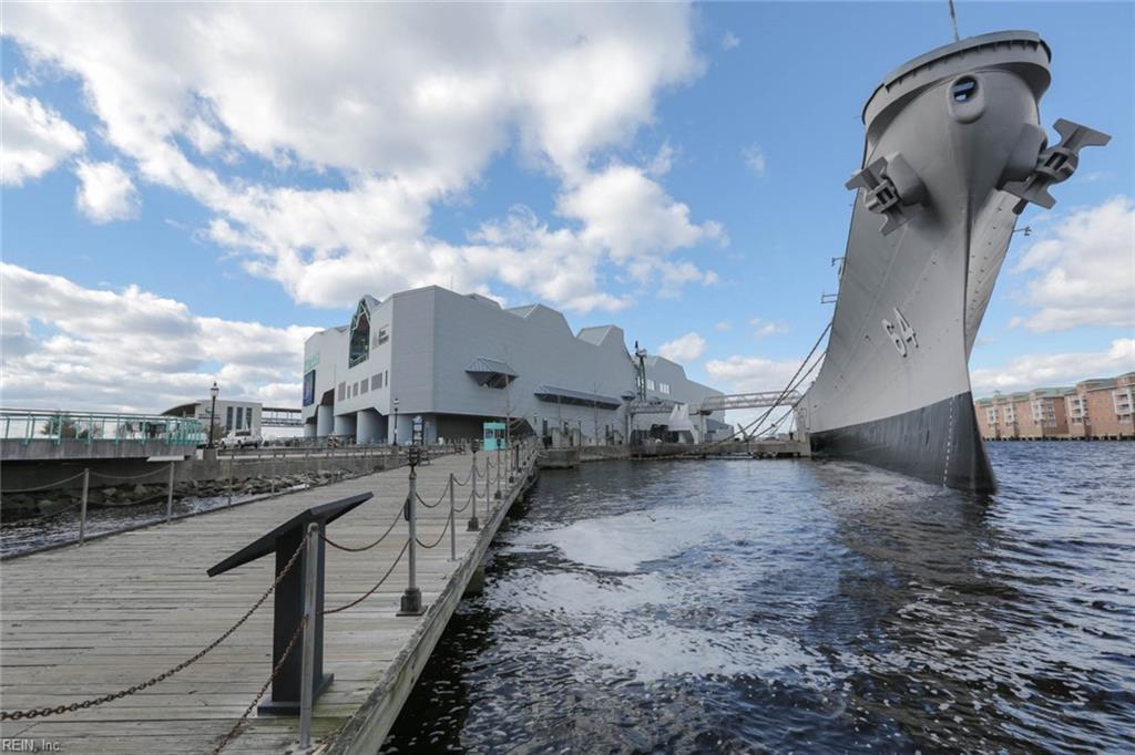 300 Yarmouth Street, Unit 323