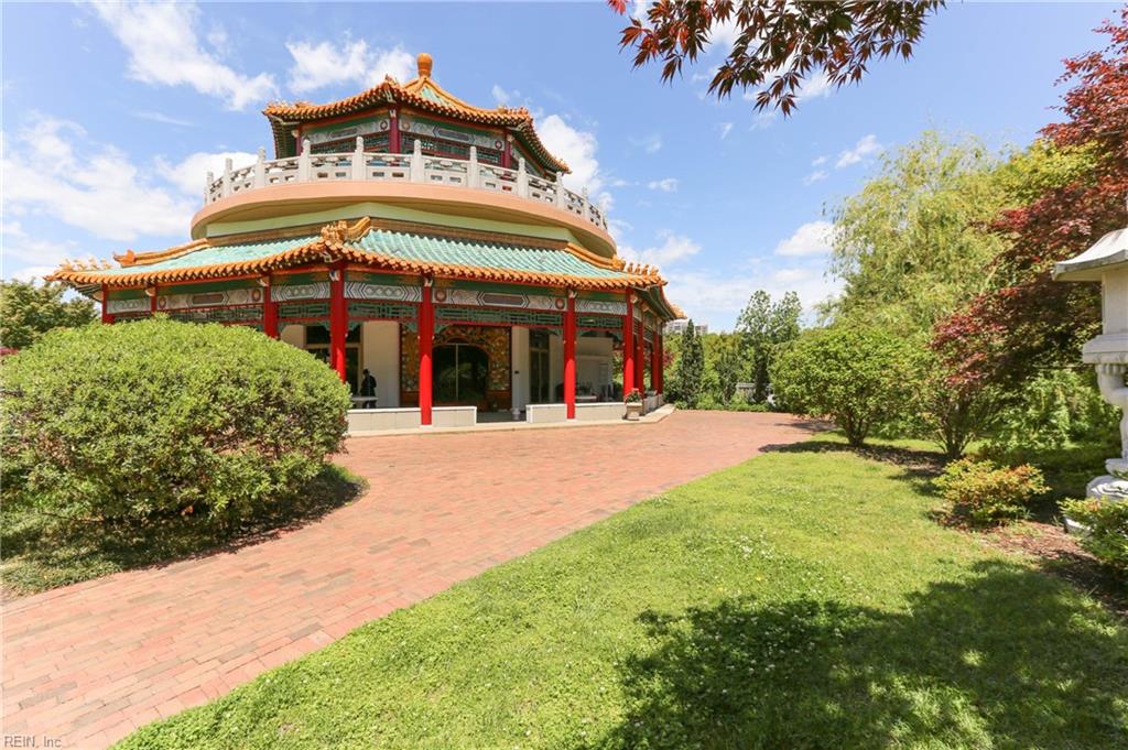 300 Yarmouth Street, Unit 323