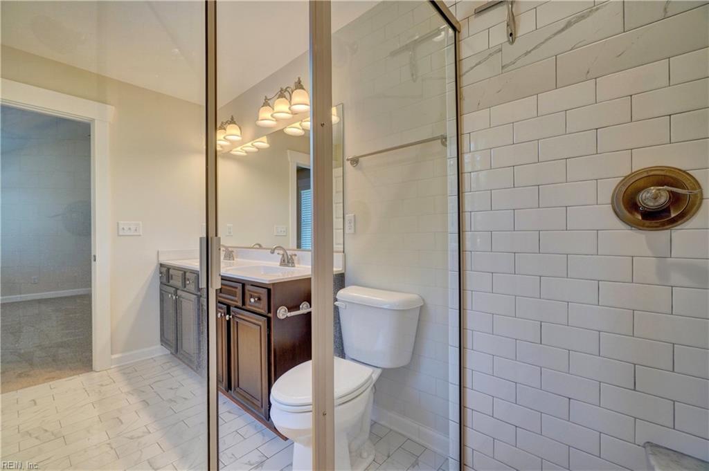 1553 West 41st Street