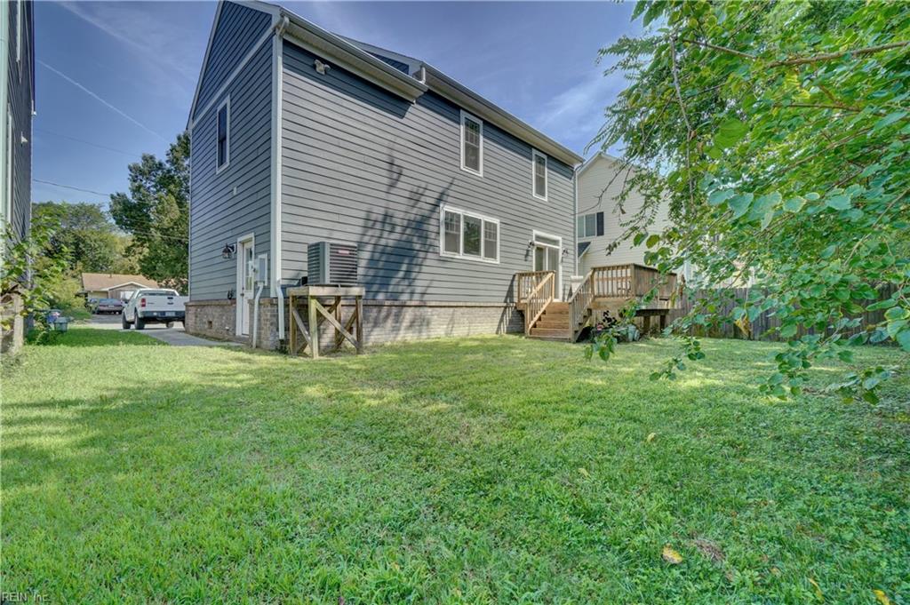 1553 West 41st Street