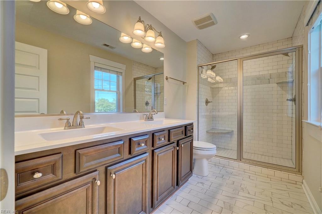 1553 West 41st Street