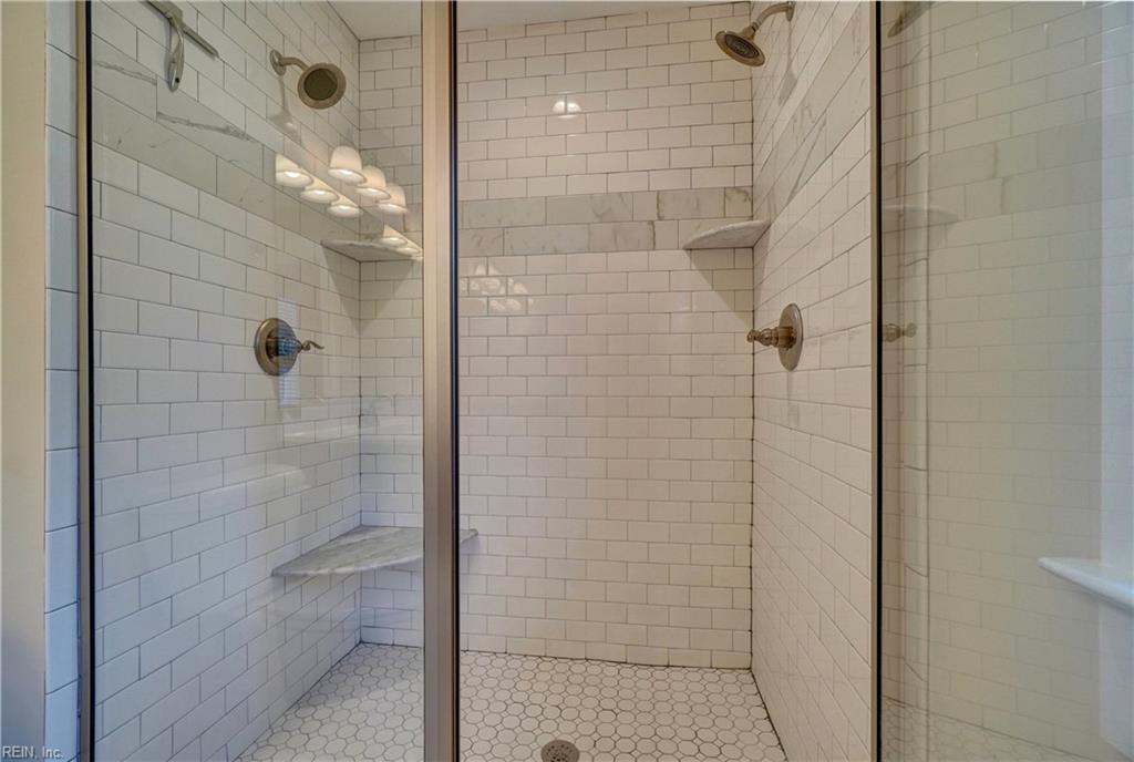 1553 West 41st Street