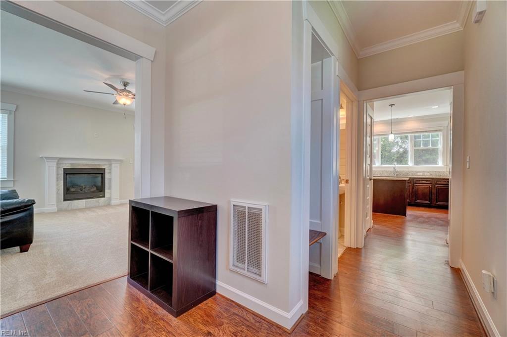 1553 West 41st Street