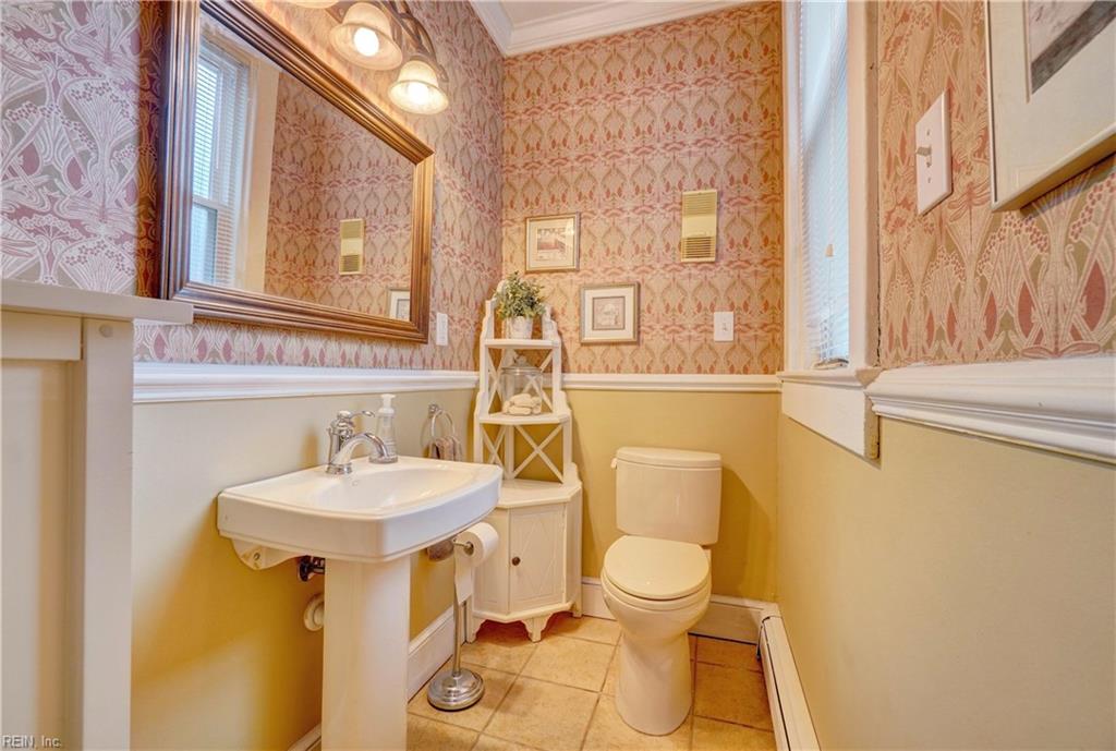 1318 Stockley Gardens