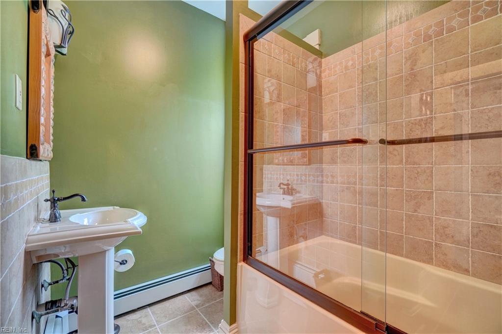 1318 Stockley Gardens