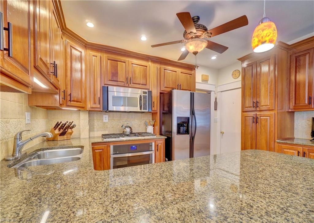 1318 Stockley Gardens