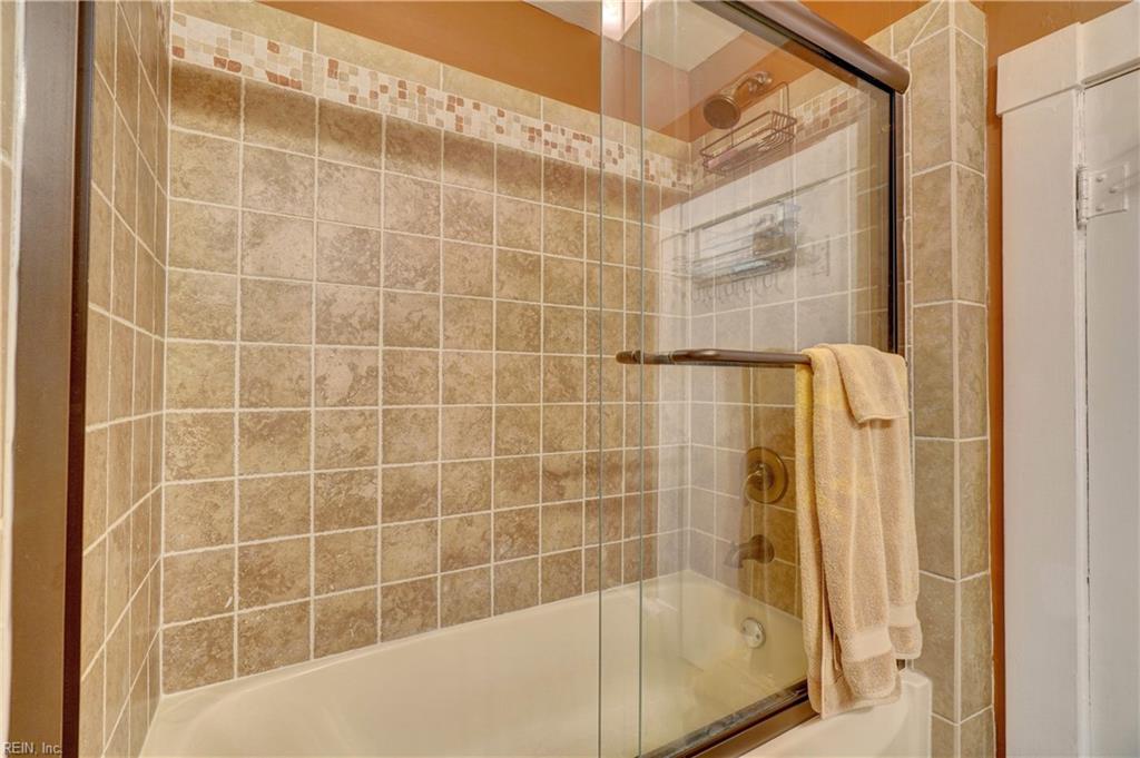 1318 Stockley Gardens