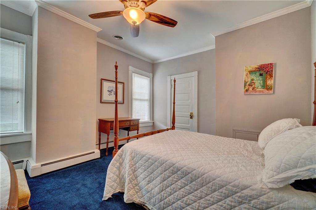 1318 Stockley Gardens