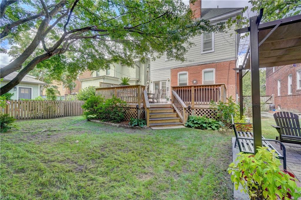 1318 Stockley Gardens