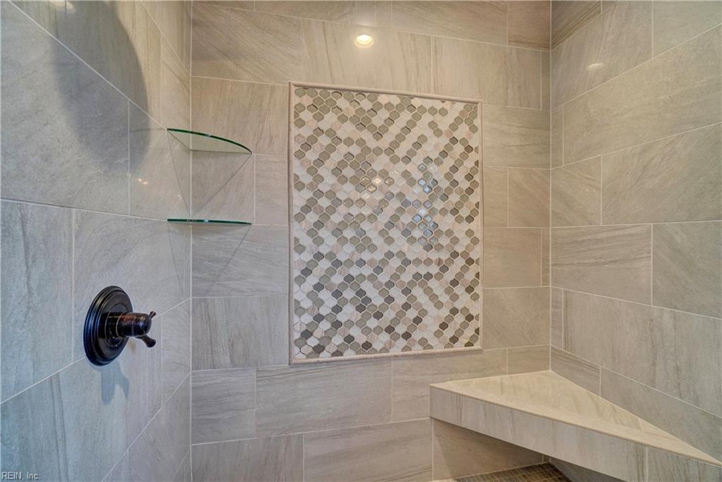 2509 Quail Hollow PL